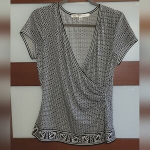 Black & White Printed Wrap-Style Women’s Top Size Large